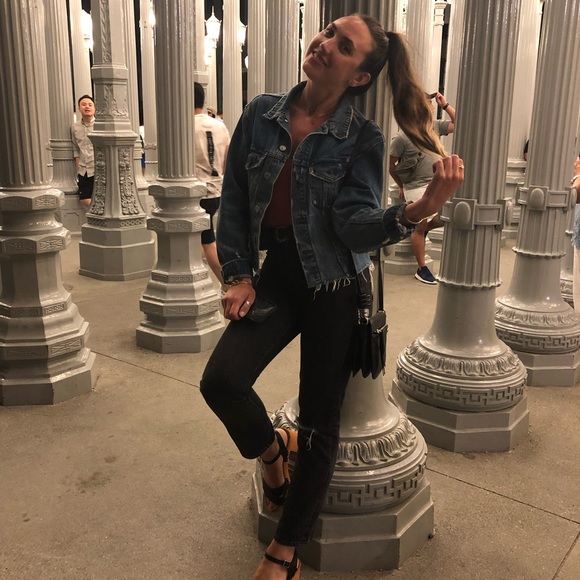 Meet your Posher, Rachel - Picture 3 of 3